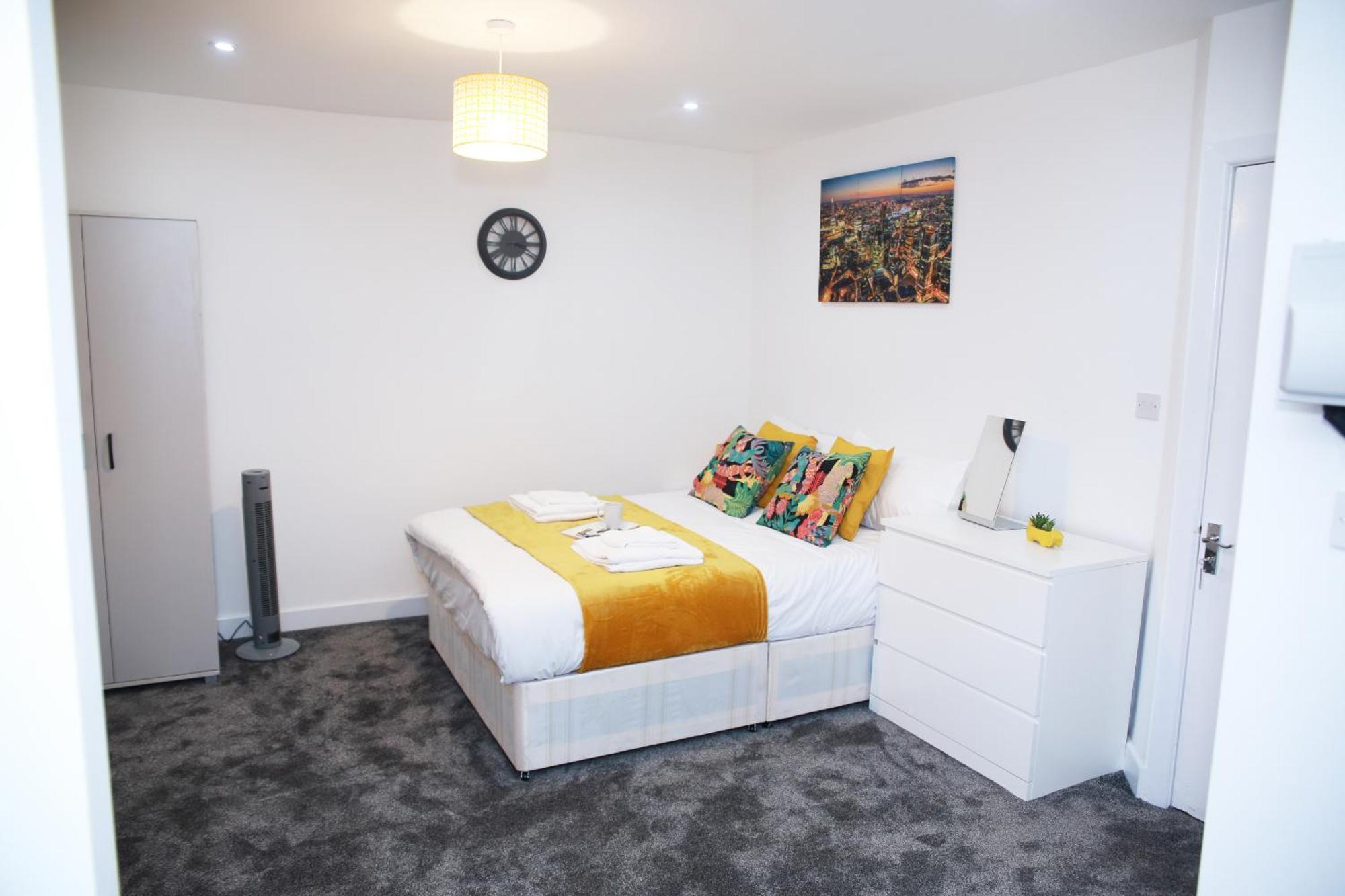 לונדון South Harrow Apartment מראה חיצוני תמונה