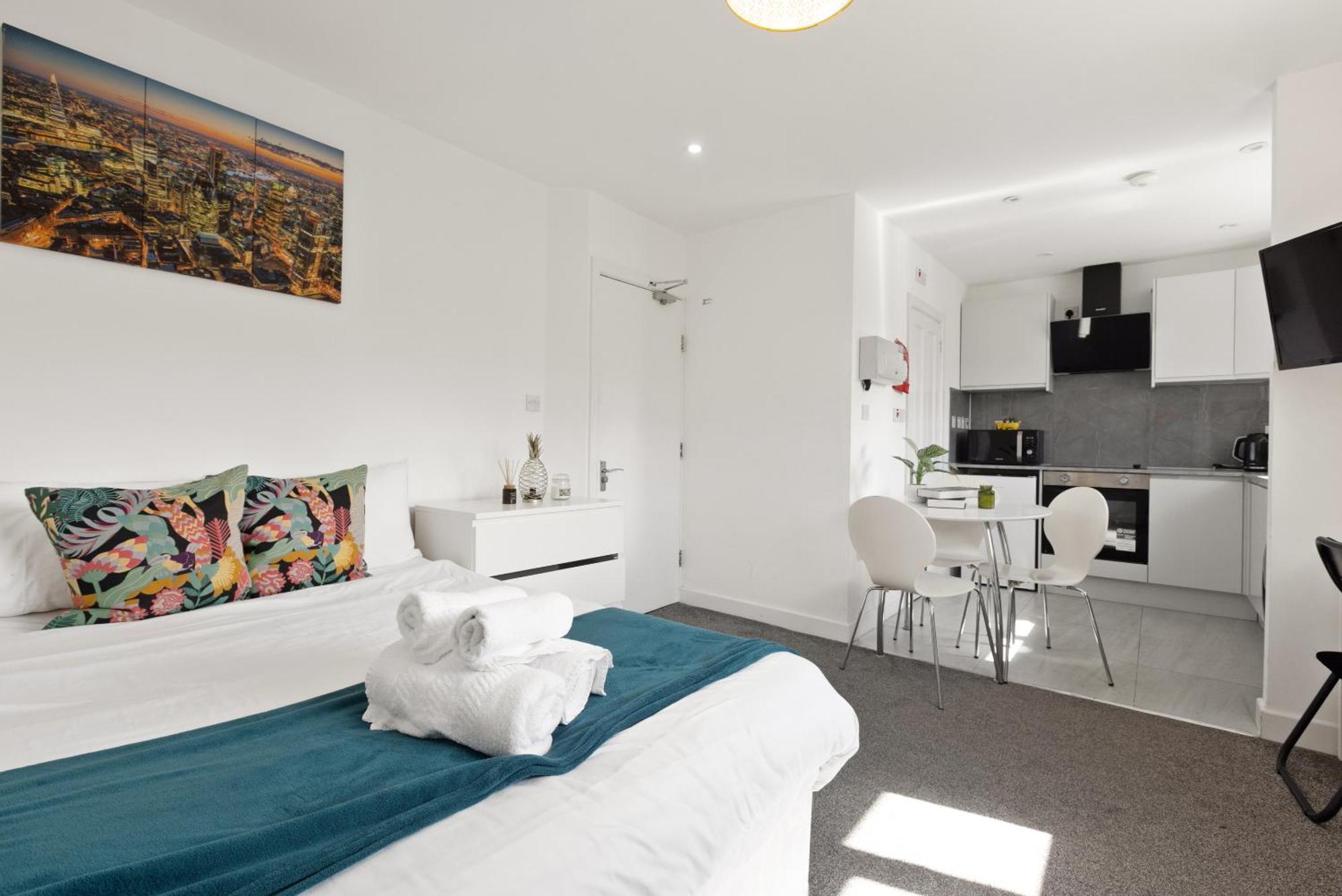 לונדון South Harrow Apartment מראה חיצוני תמונה